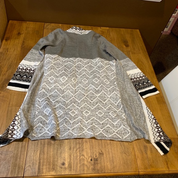 Vintage Concept Warm Fair Isle Fuzzy Knit Duster - Picture 8 of 9